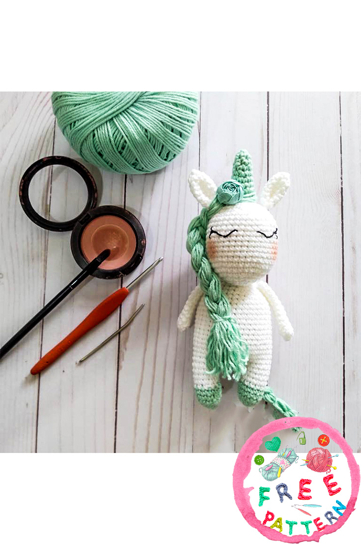 blackberry-unicorn-free-crochet-pattern-2020