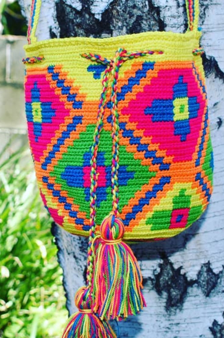 Crochet Work Beach Bag- All That Should Be Necessary In The Bag This ...